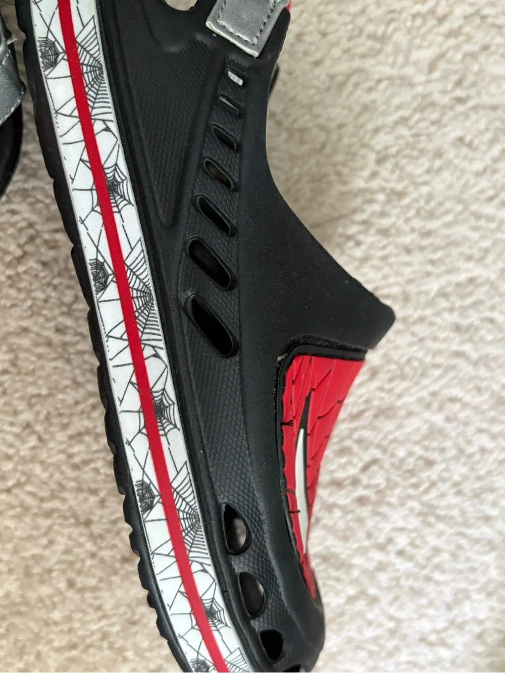 Spiderman Child's Slip On Sling Back Shoes Black And Red Marvel Clogs Size 2